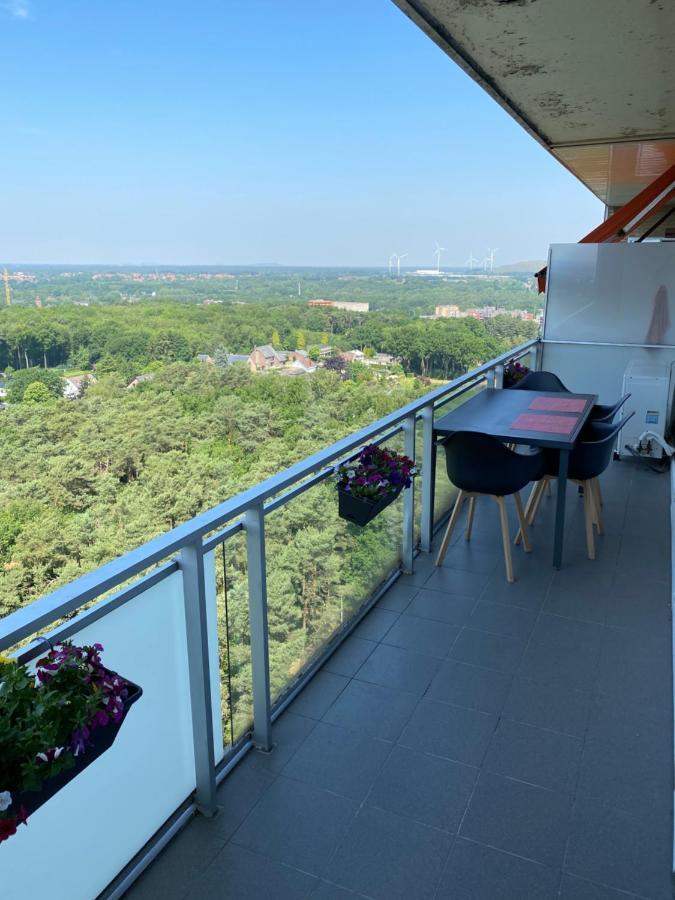 Ferienwohnung Skyline "Zonneweelde" Genk Exterior foto